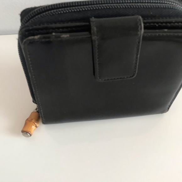 Authentic Gucci Vintage Bamboo Patent Leather Canvas Zipper Wallet 90’s Y2K - Picture 15 of 16